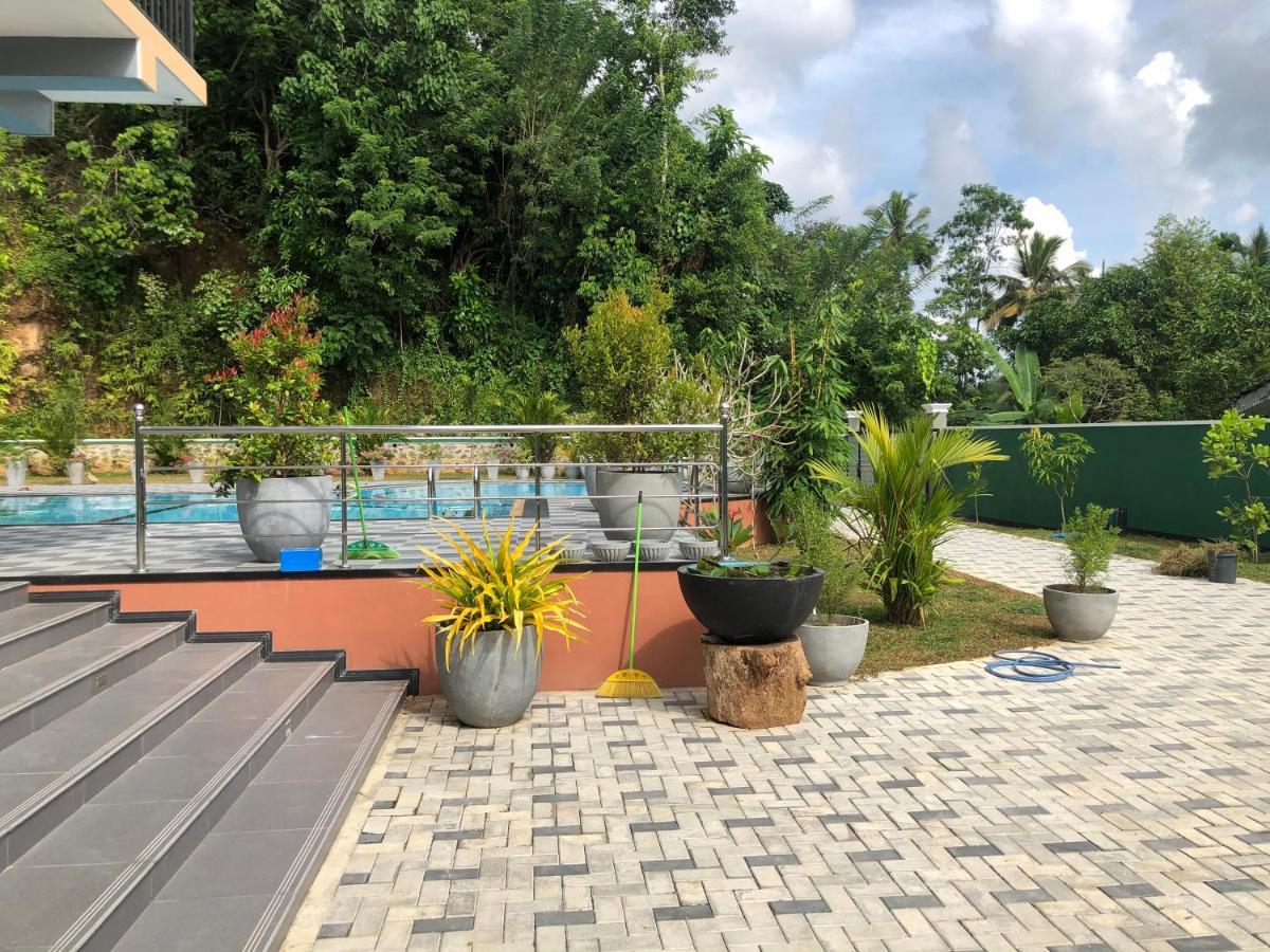 Paradise Hilltop villa&apartment Galle Esterno foto