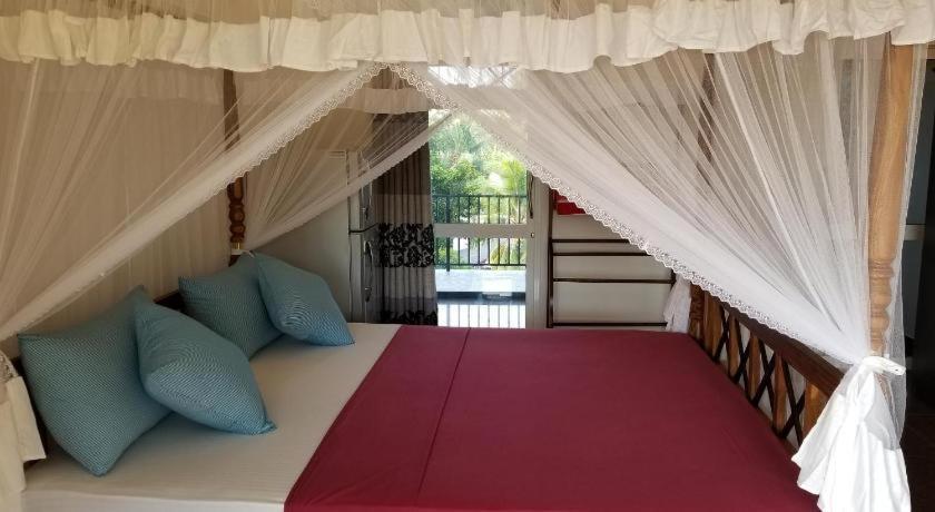 Paradise Hilltop villa&apartment Galle Esterno foto