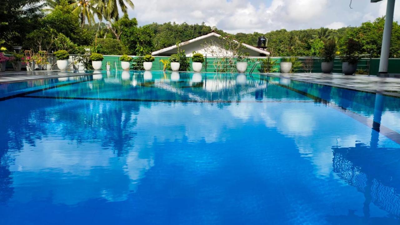 Paradise Hilltop villa&apartment Galle Esterno foto